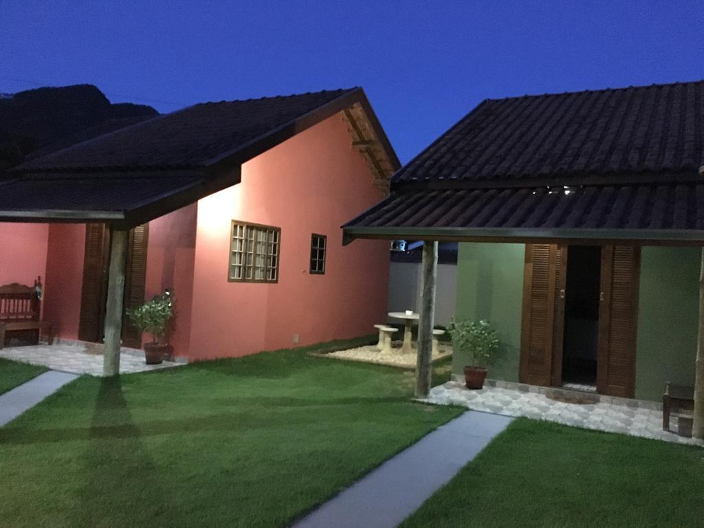 Juquinha Chale Hotel São Bento do Sapucaí Eksteriør billede